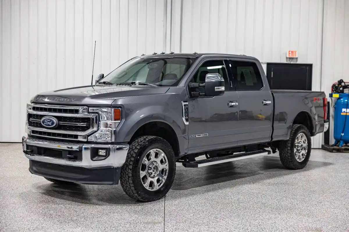 2021 Ford F-250 Lariat 4WD Crew Cab 6-3/4' Box's photo