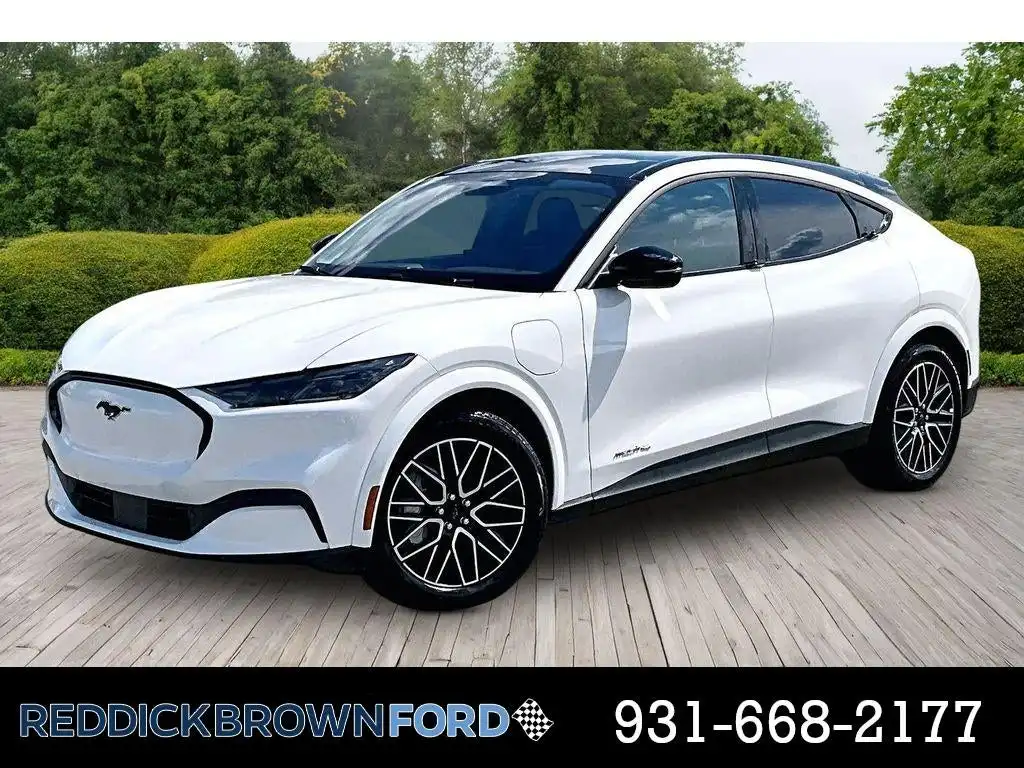 2026 Ford Mustang-Mach-e Premium's photo