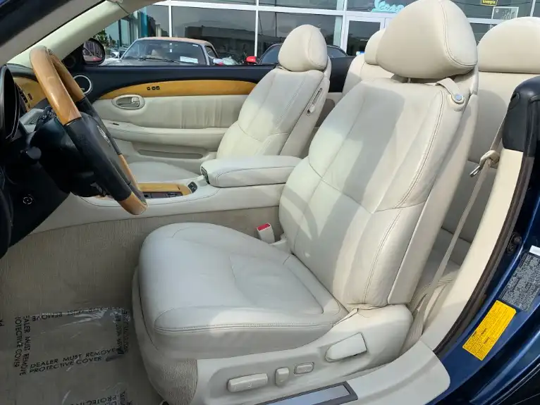 2002 Lexus SC 430 430's photo