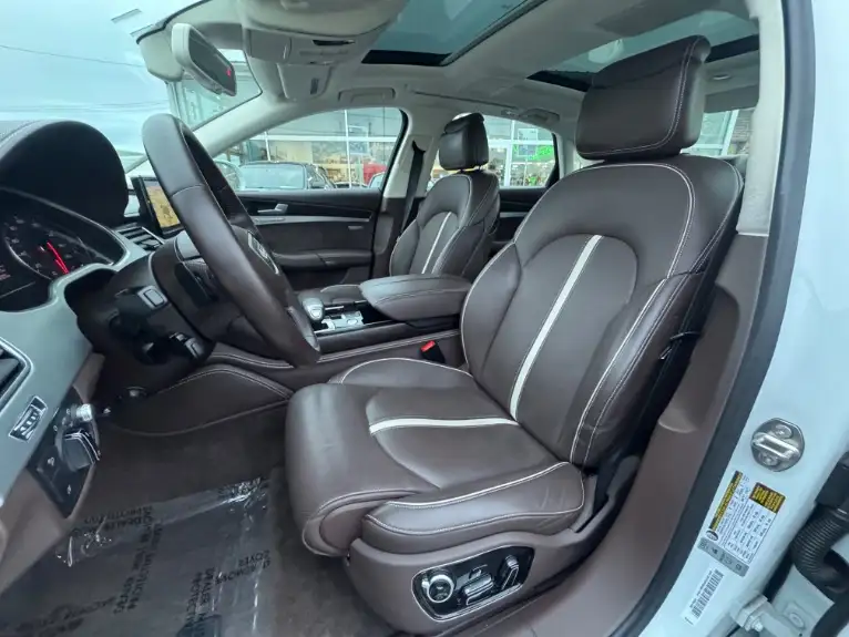 2017 Audi A8 4.0T Sport quattro Tiptronic's photo