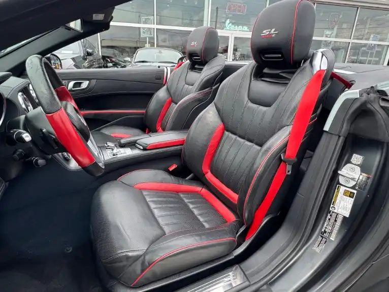 2016 Mercedes-Benz SL SL550's photo