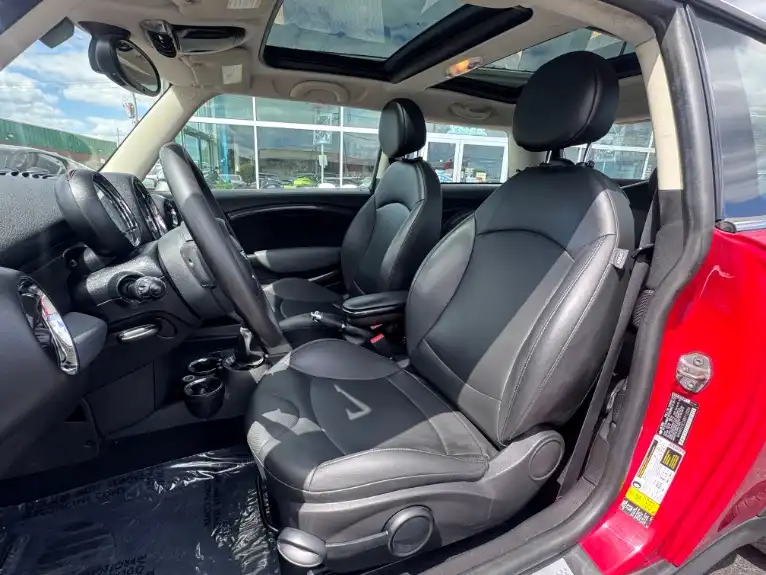 2011 MINI Cooper S's photo