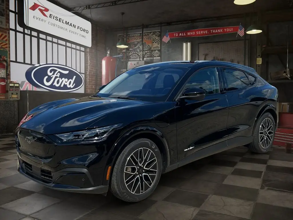 2026 Ford Mustang-Mach-e Premium photo 1