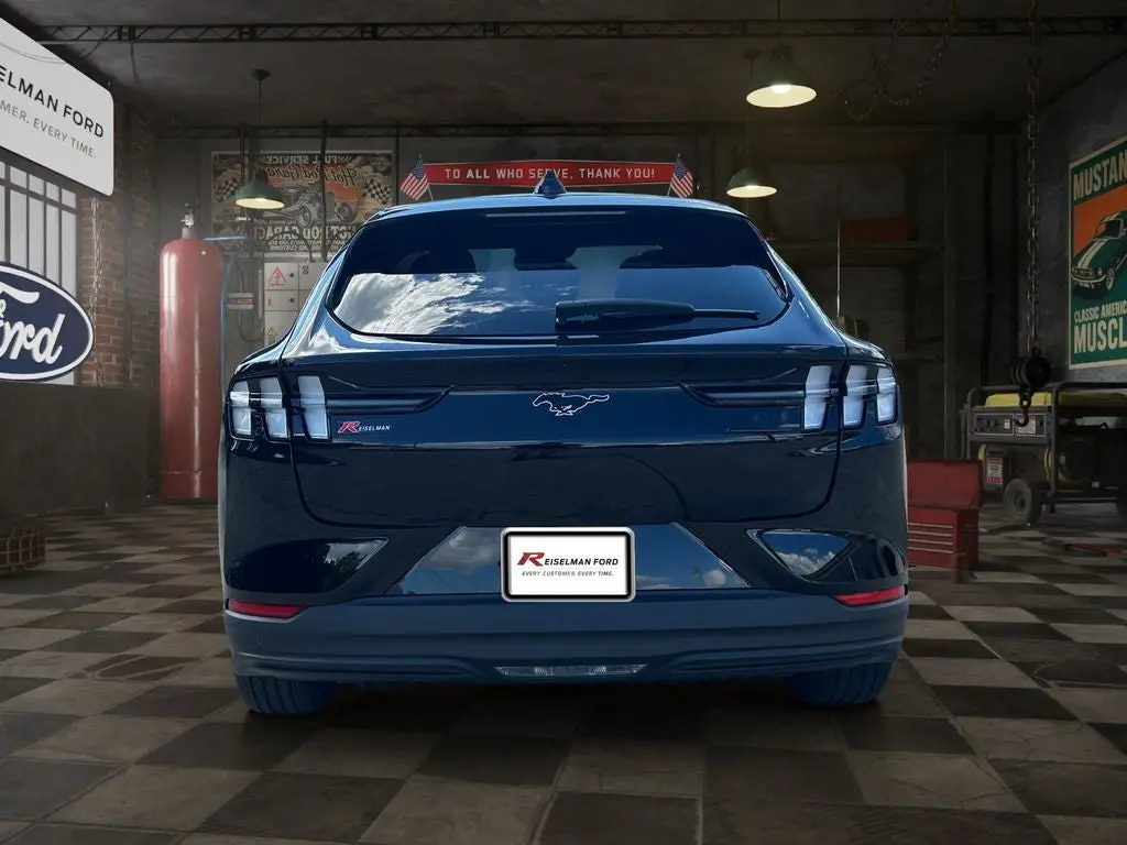 2026 Ford Mustang-Mach-e Premium photo 5