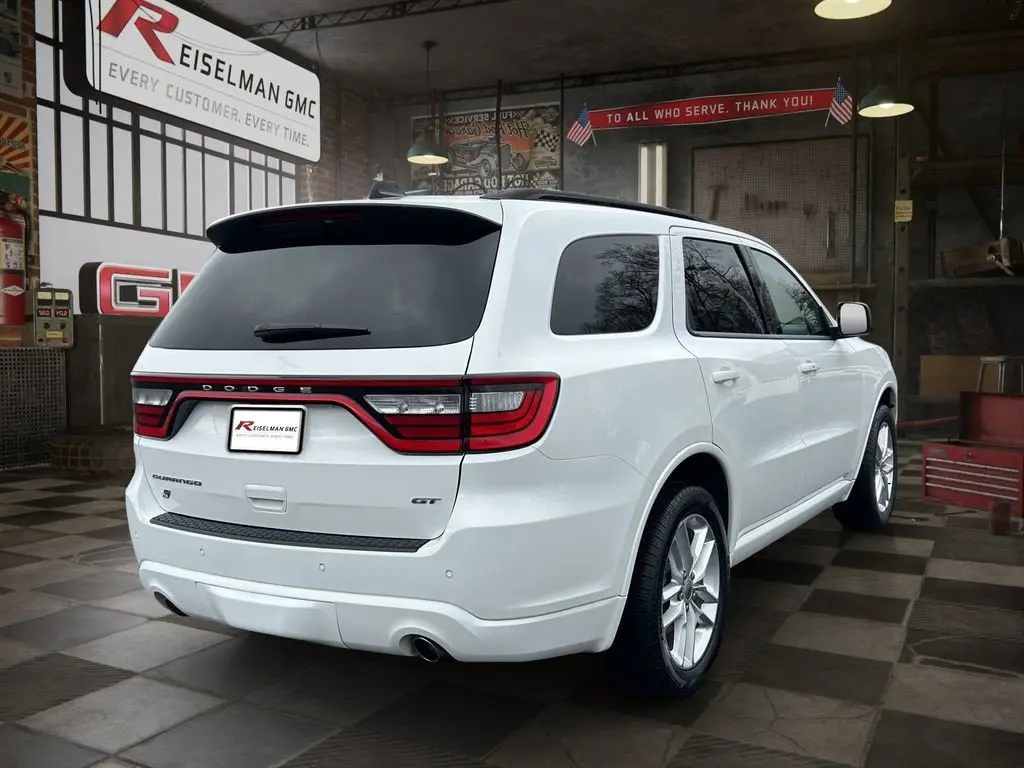 2023 Dodge Durango GT Plus AWD photo 3