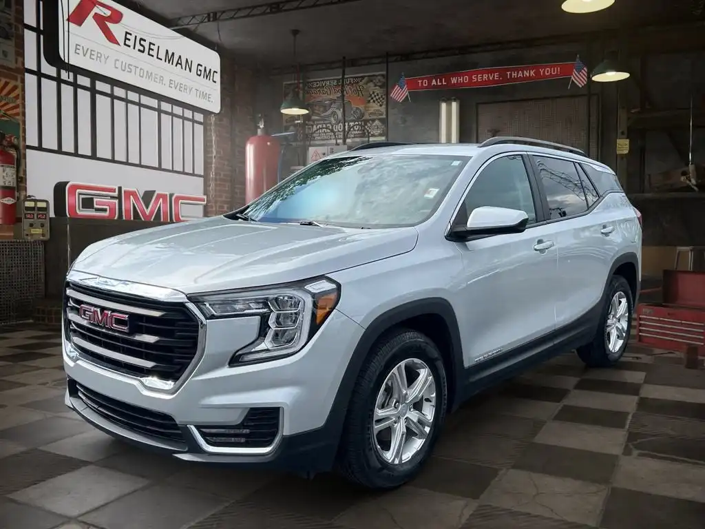 2022 GMC Terrain SLE FWD's photo