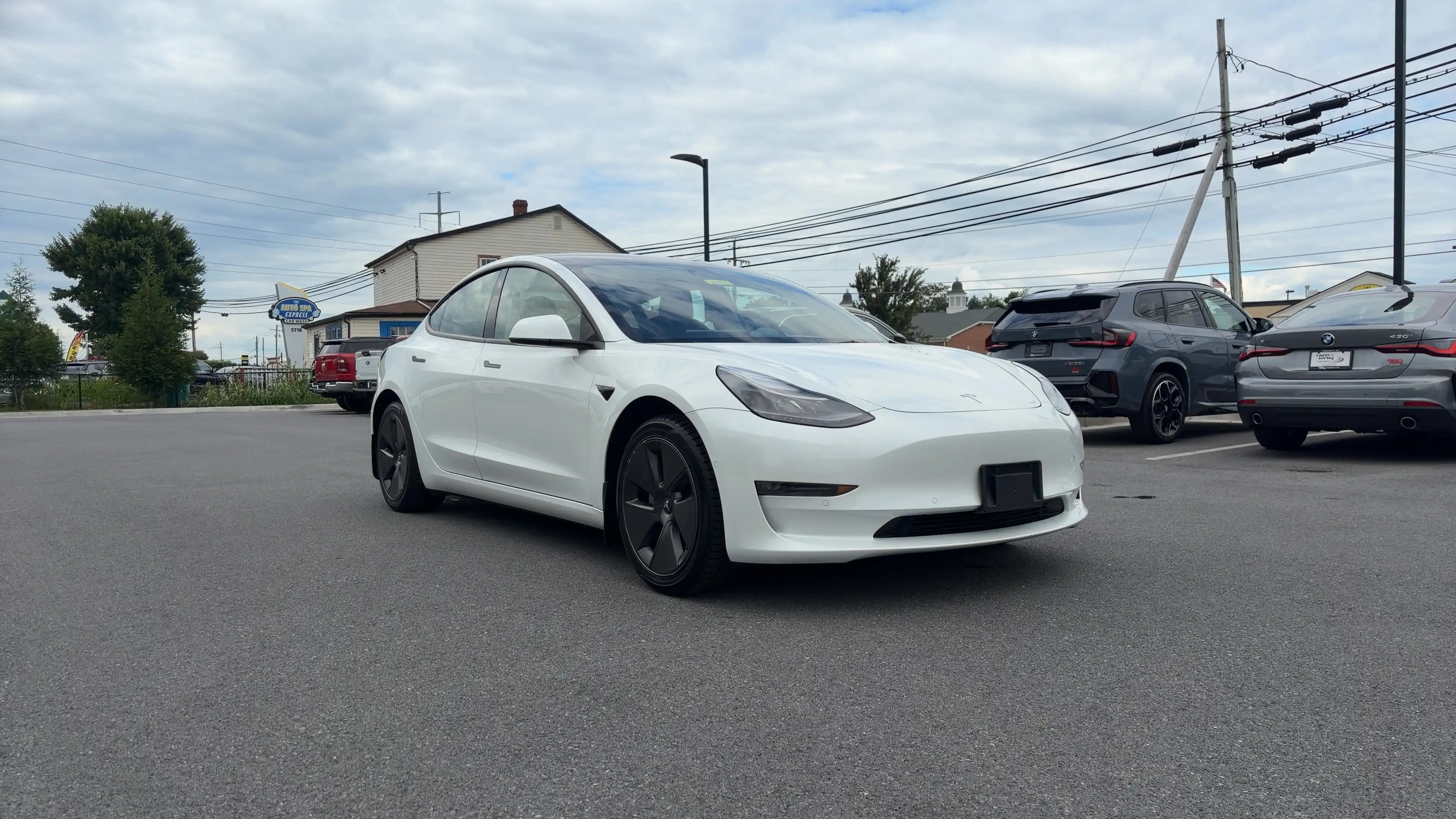 2022 Tesla Model 3 Long Range Dual Motor All-Wheel Drive's photo