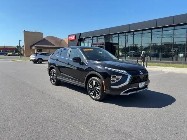 2024 Mitsubishi Eclipse Cross SE S-AWC's photo