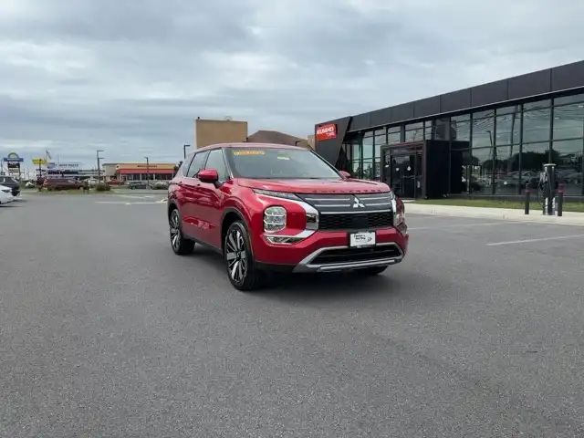 2024 Mitsubishi Eclipse Cross SE S-AWC's photo