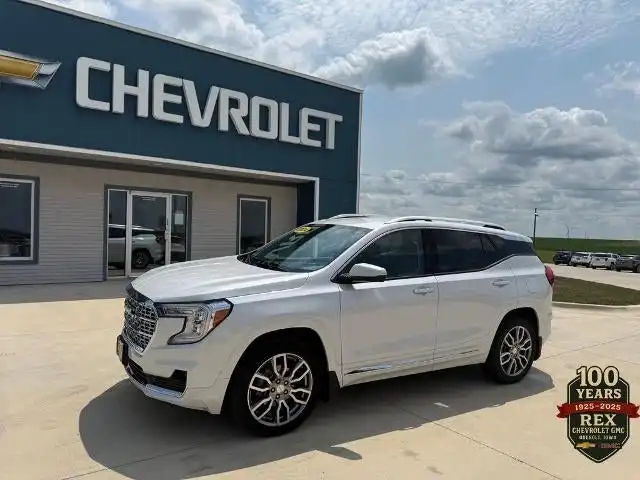 2024 GMC Terrain Denali AWD's photo