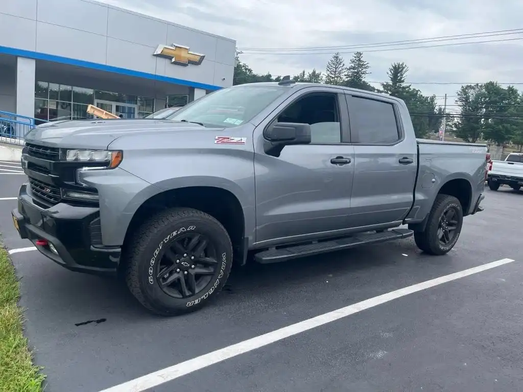 2021 Chevrolet Silverado 1500 LT Trail Boss 4X4 Crew Cab Short Box's photo