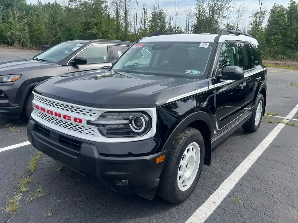 2025 Ford Bronco Sport Heritage 4X4's photo