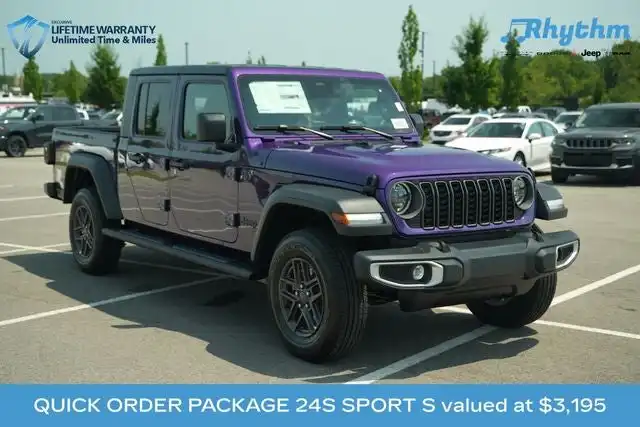 2026 Jeep Gladiator Sport S Auto's photo