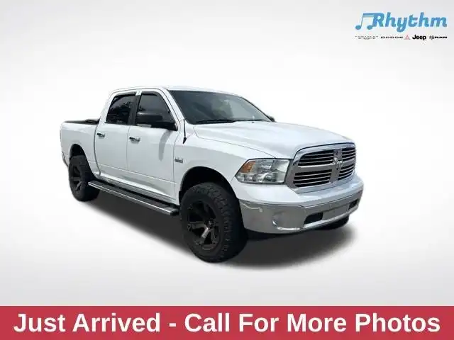 2014 RAM 1500 Big Horn/Lone Star 4WD Crew Cab's photo