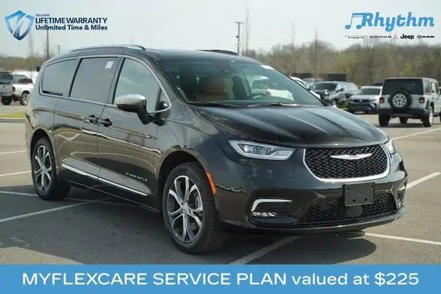 2026 Chrysler Pacifica Pinnacle AWD's photo