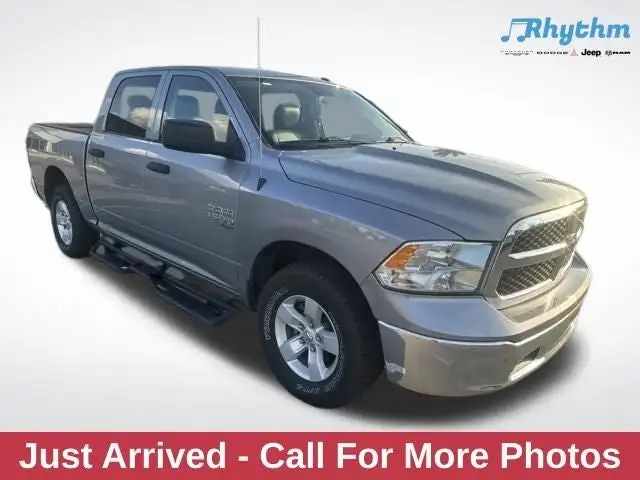 2022 RAM 1500 Classic Tradesman 4x4 Crew Cab 5'7's photo