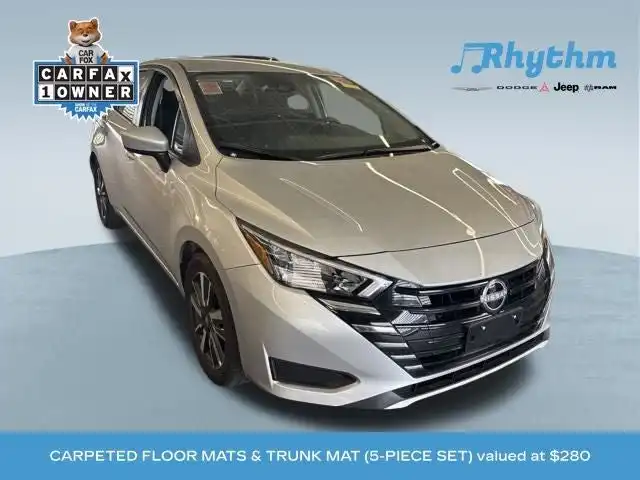 2025 Nissan Versa 1.6 SV CVT's photo