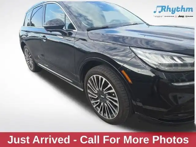 2022 Lincoln Corsair Reserve AWD's photo