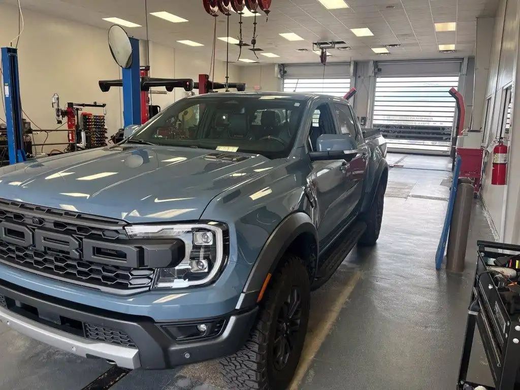 2025 Ford Ranger Raptor 4WD SuperCrew 5' Box's photo