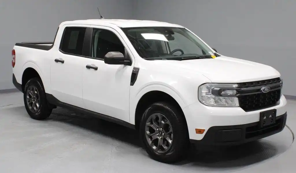 2024 Ford Maverick XLT FWD's photo