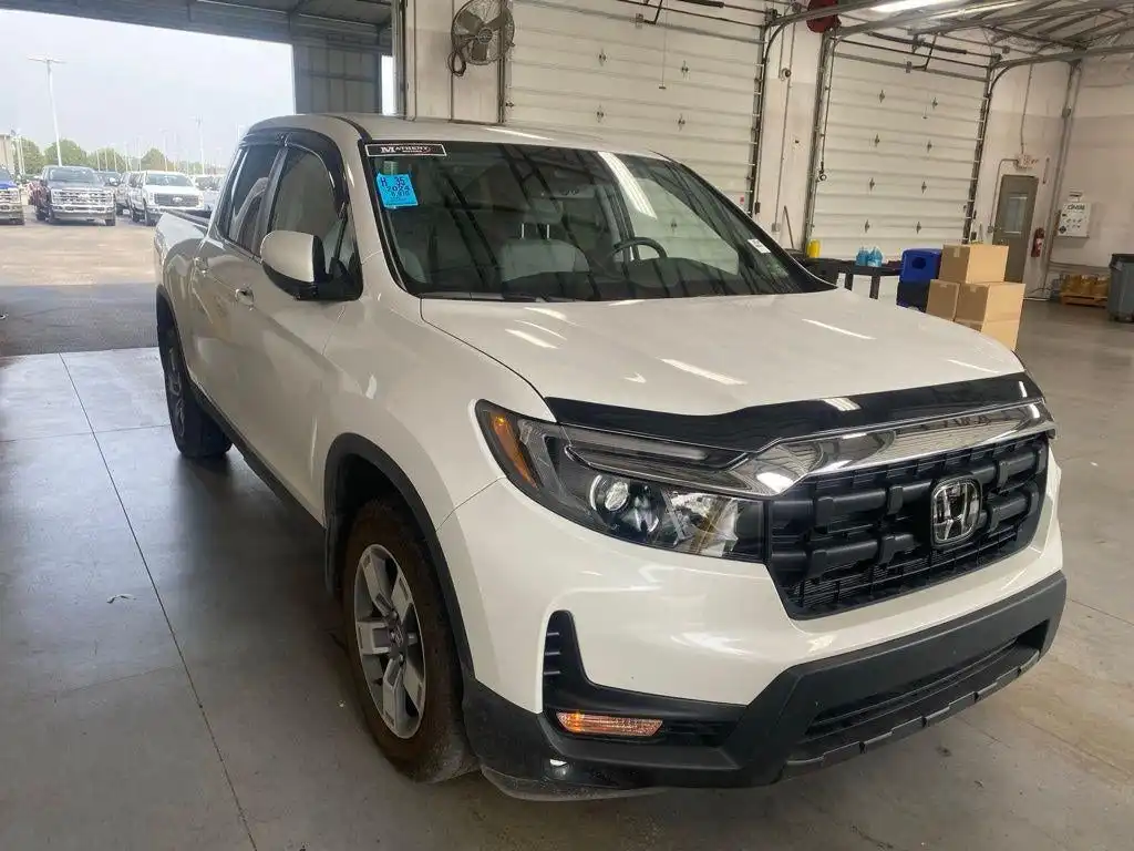 2024 Honda Ridgeline RTL AWD's photo