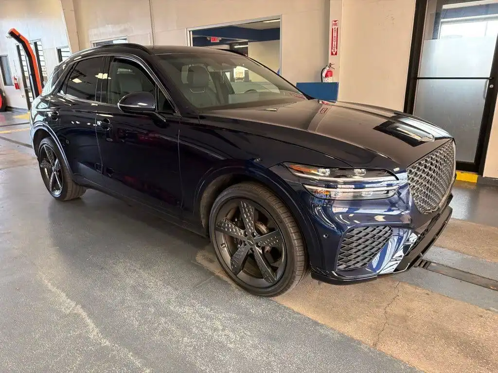 2025 Genesis GV70 3.5T Sport AWD's photo