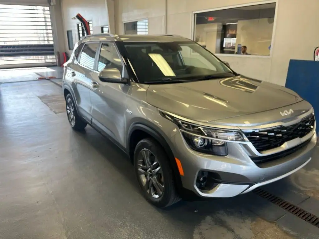 2023 Kia Seltos S AWD's photo