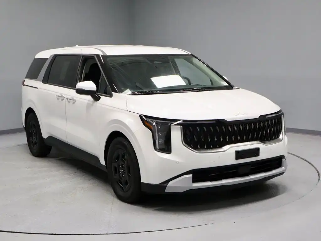 2025 Kia Sedona LXS's photo