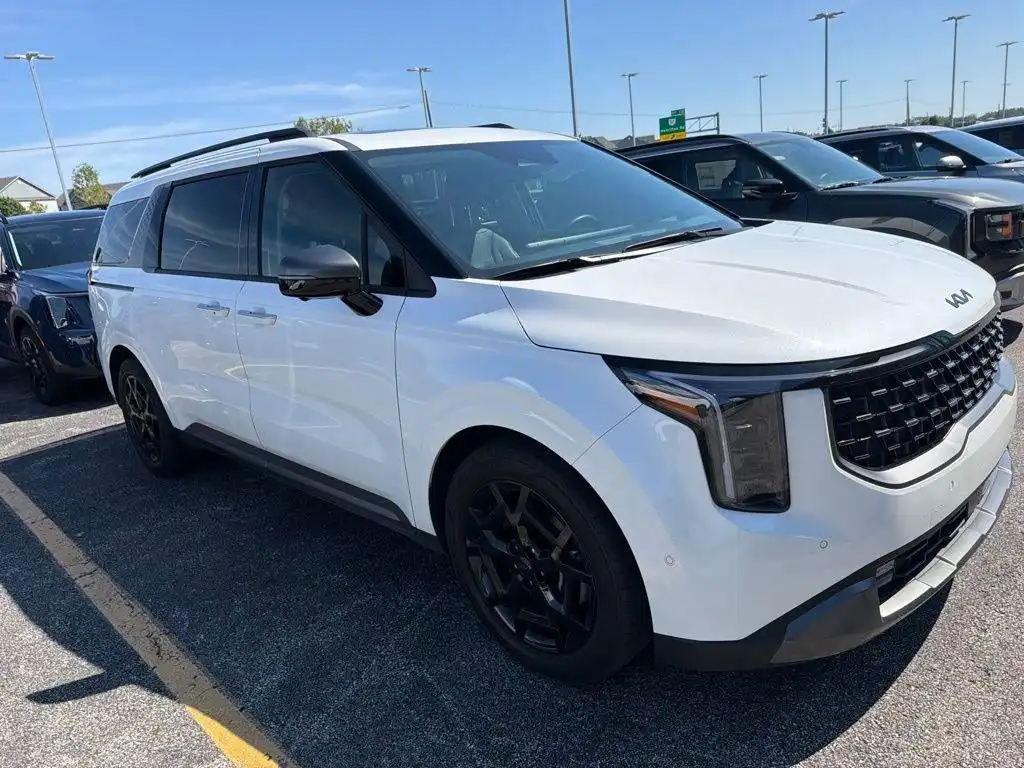 2025 Kia Sedona SX Prestige's photo