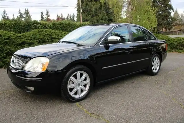 2005 Ford Five Hundred Limited AWD's photo