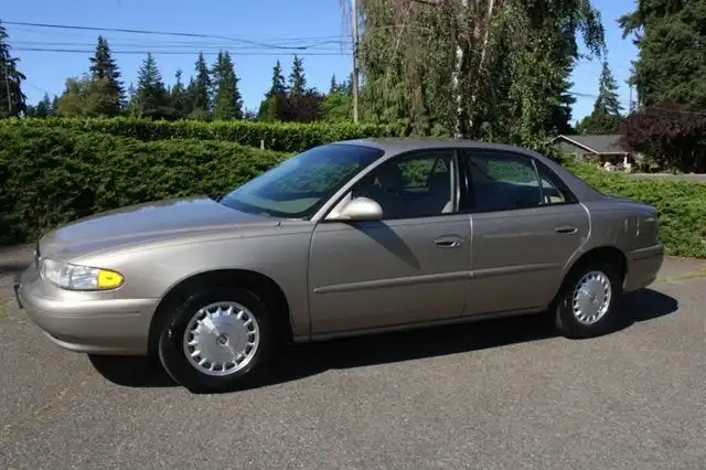 2003 Buick Century Custom's photo