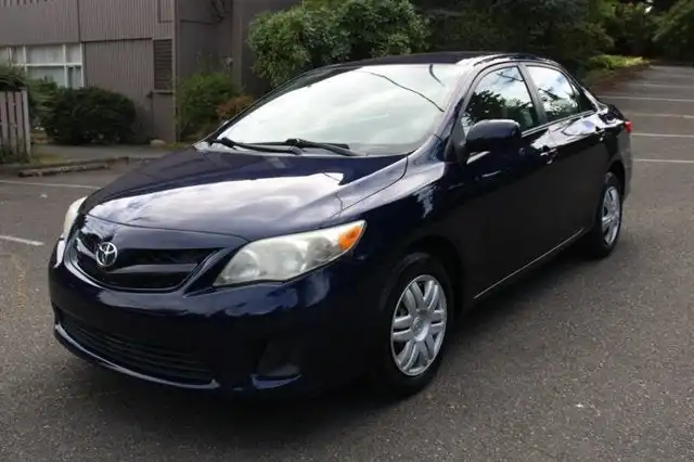 2011 Toyota Corolla LE AT's photo
