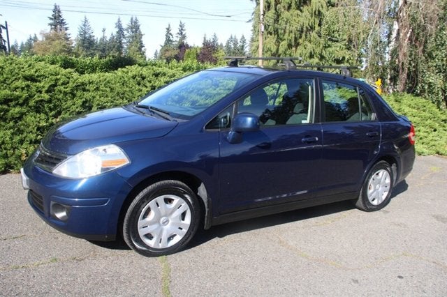 2011 Nissan Versa 1.8 S Auto's photo