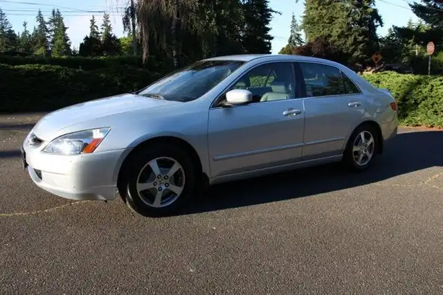 2005 Honda Accord Hybrid's photo