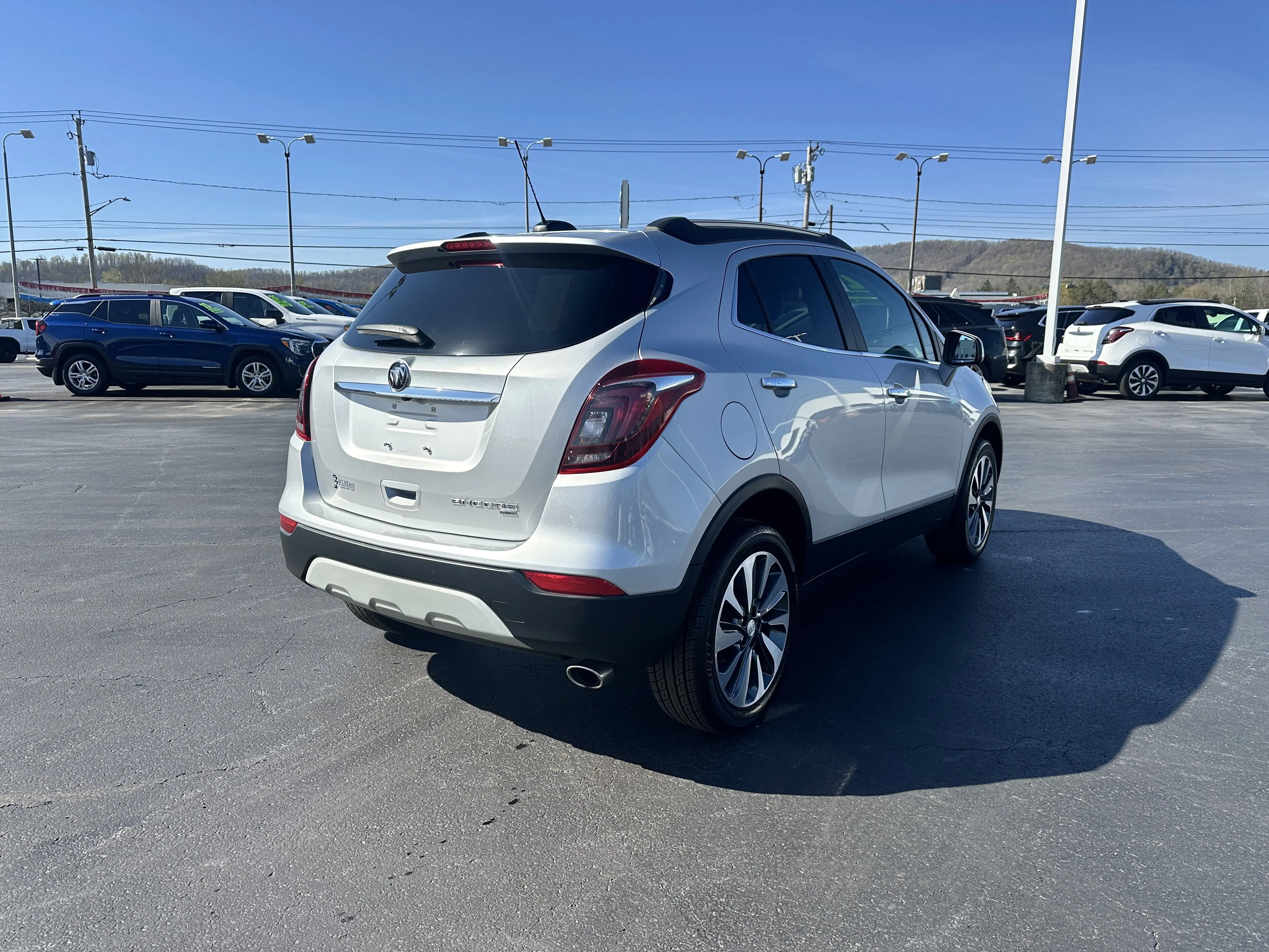 2022 Buick Encore Preferred AWD photo 4