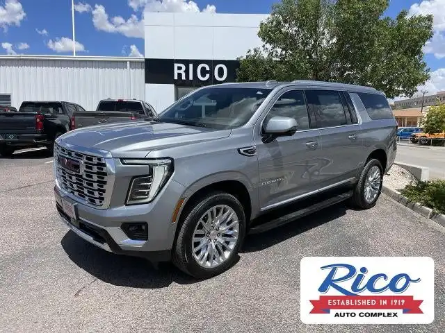 2026 GMC Yukon Denali AWD's photo