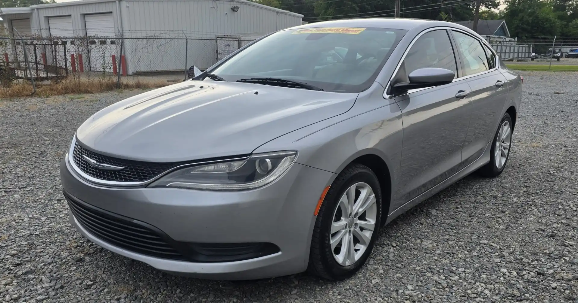 2016 Chrysler 200 Touring's photo