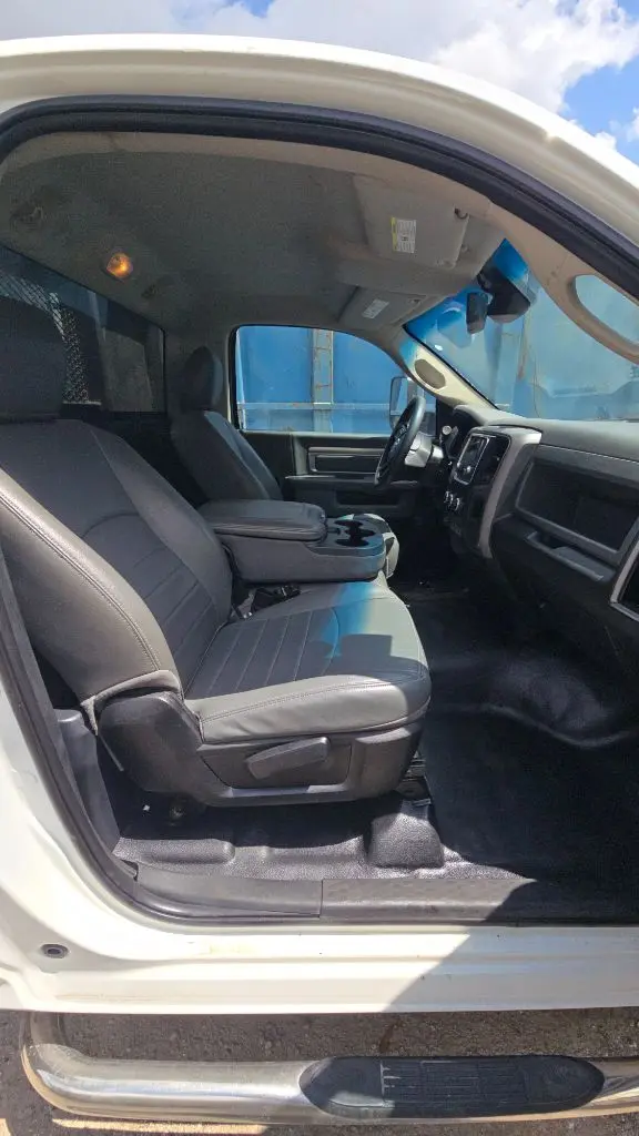 2018 RAM 5500 Chassis Cab photo 4