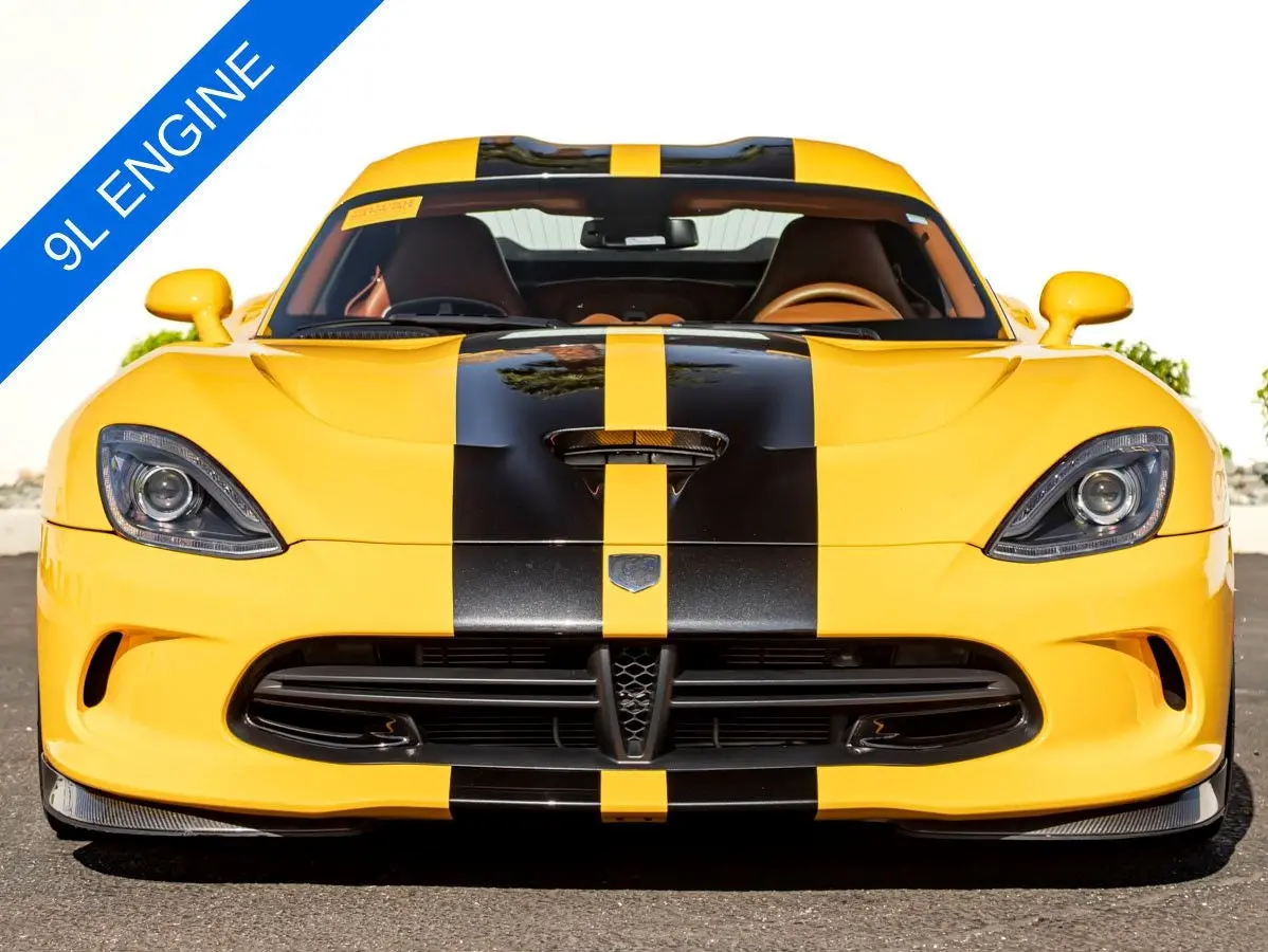 2014 Dodge Viper undefined photo 3