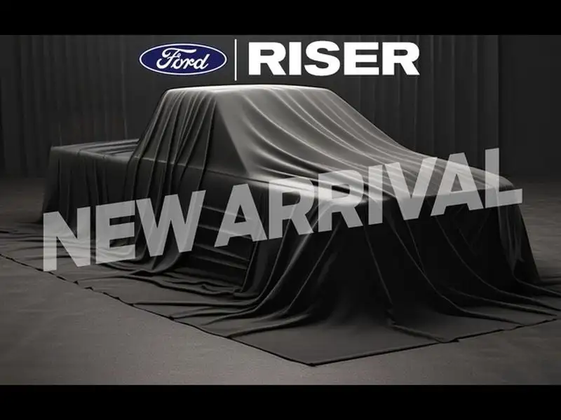 2023 Ford Explorer ST-LINE RWD's photo