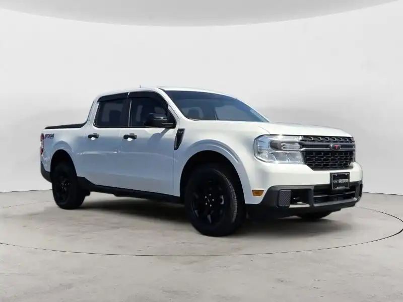 2024 Ford Maverick XLT AWD's photo