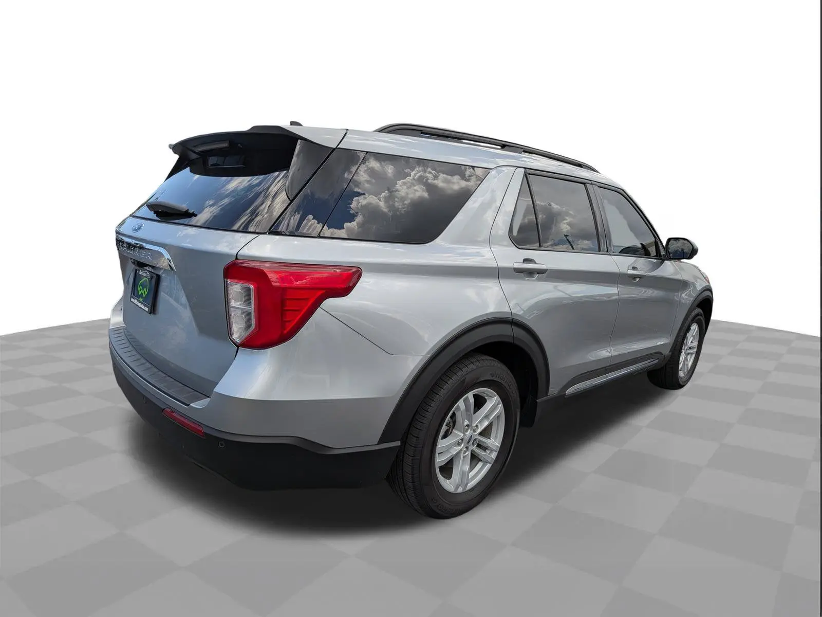 2024 Ford Explorer XLT RWD photo 4