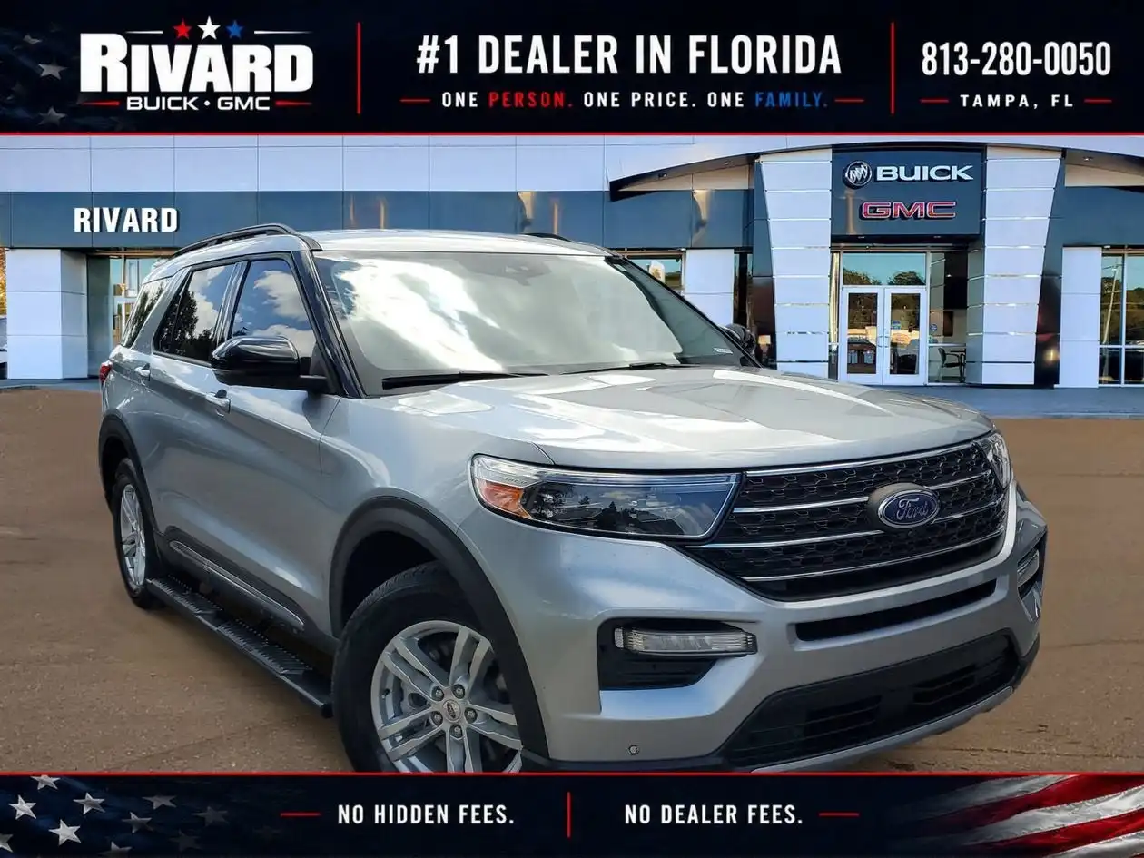 2023 Ford Explorer XLT 4WD's photo