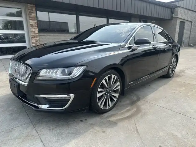 2020 Lincoln MKZ Reserve II AWD's photo