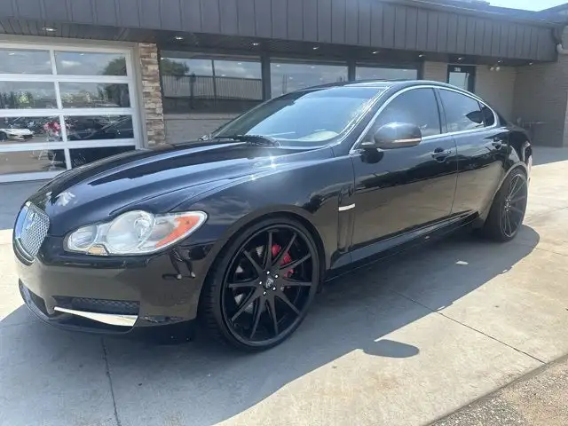 2011 Jaguar XF Base's photo