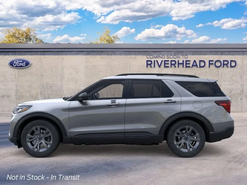 2026 Ford Explorer Active 4WD photo 3