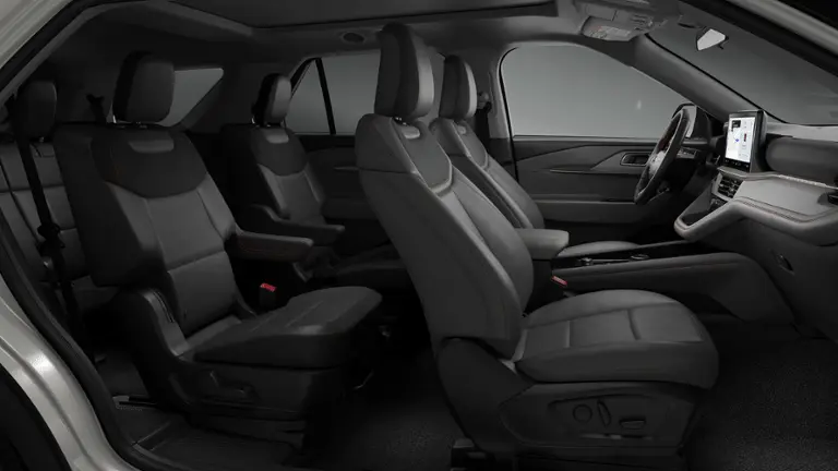 2026 Ford Explorer Active 4WD photo 5