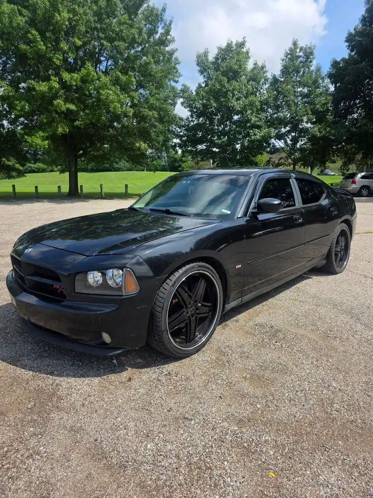 2008 Dodge Charger R/T's photo
