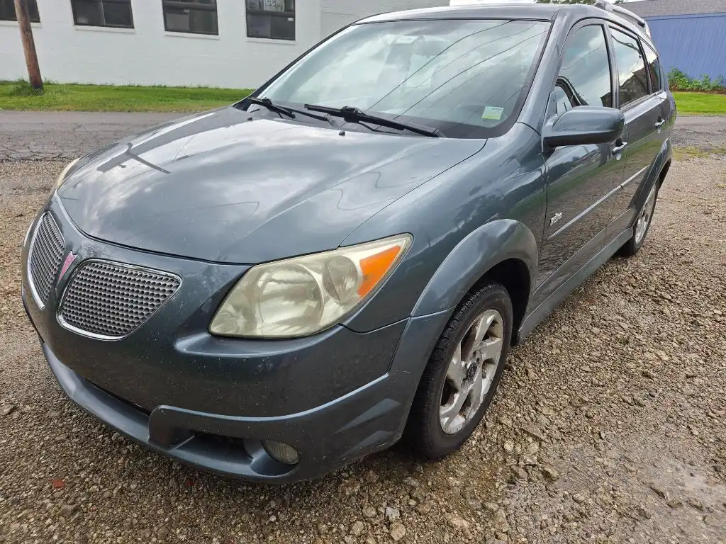 2007 Pontiac Vibe Base's photo