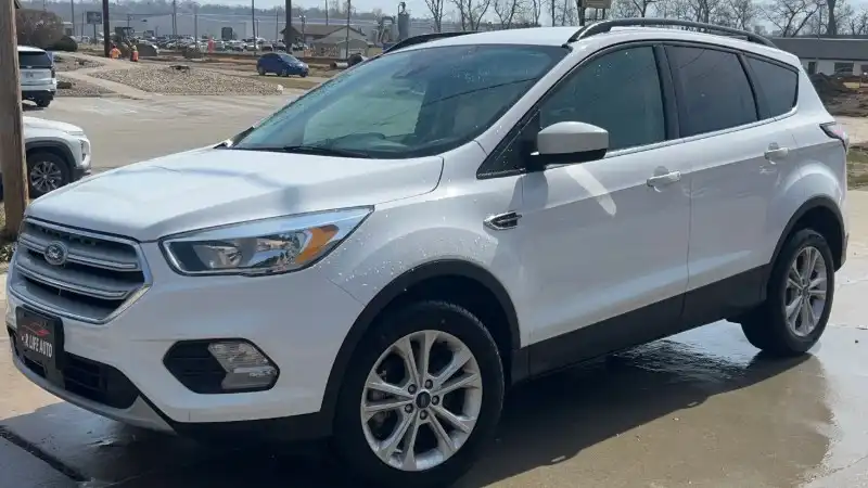 2018 Ford Escape SE 4WD's photo